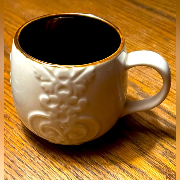 STARBUCKS 2013 CASI CIELO EMBOSSED MUG 12 oz - Picture 1 of 6